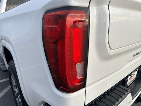 Used 2020 GMC Sierra 1500 AT4 image 10