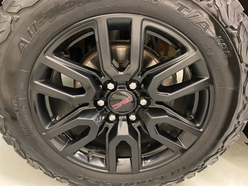 Used 2021 GMC Sierra 1500 Elevation w/ Preferred Package image 26