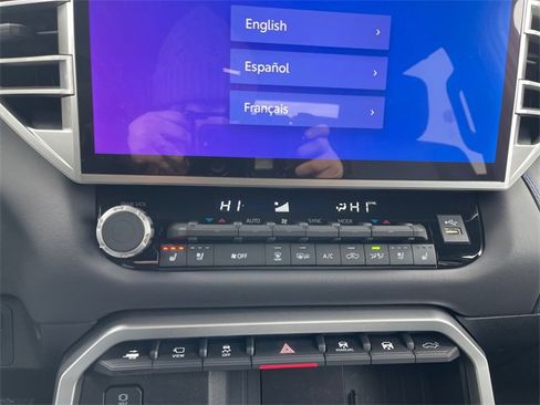 New 2025 Toyota Tundra Platinum image 23