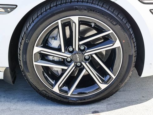 Used 2026 Genesis G80 2.5T Advanced AWD/4WD image 9