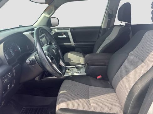 Used 2019 Toyota 4Runner SR5 AWD/4WD image 11