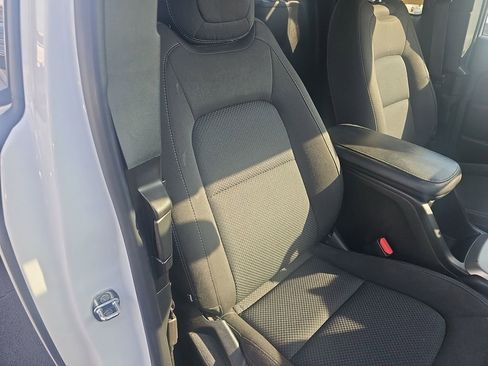 Used 2022 Chevrolet Colorado LT w/ Fleet Safety Package image 33