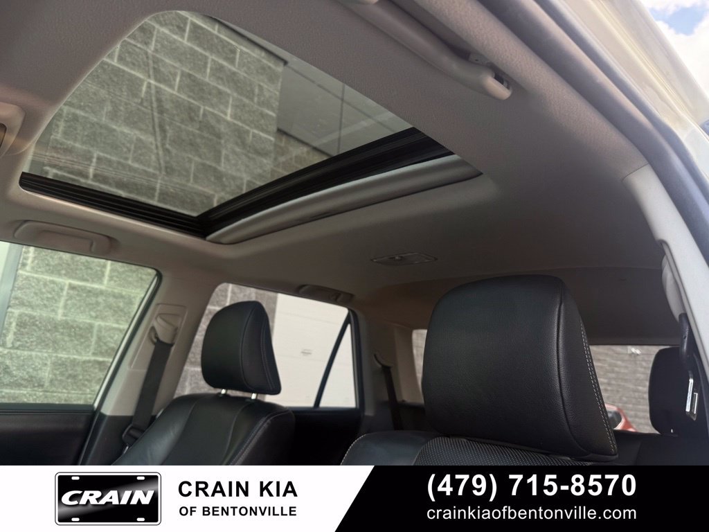 Used 2019 Toyota 4Runner Limited AWD/4WD image 22