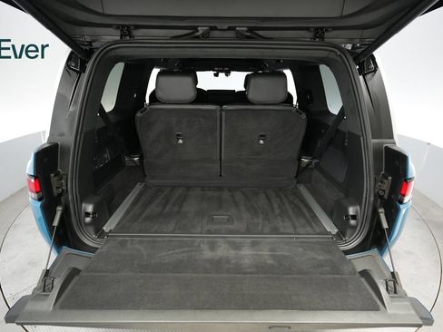 Used 2024 Rivian R1S Adventure AWD/4WD image 8