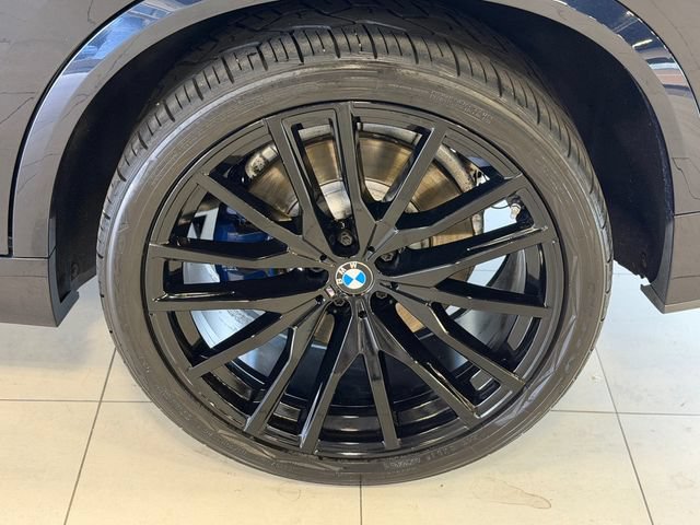Used 2020 BMW X5 xDrive40i w/ M Sport Package AWD/4WD image 21
