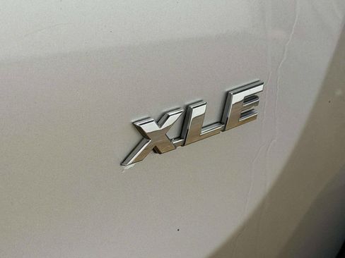 Used 2013 Toyota RAV4 XLE image 6