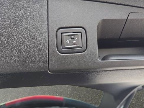Used 2023 Cadillac XT5 Sportv AWD/4WD image 16