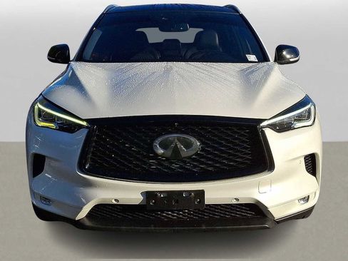 Used 2020 INFINITI QX50 Essential w/ Edition 30 Package AWD/4WD image 2