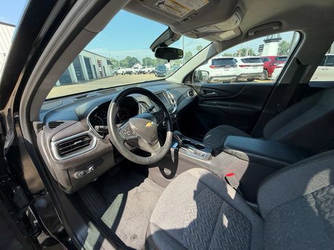 Used 2024 Chevrolet Equinox LT FWD image 10