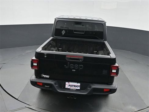 New 2026 Jeep Gladiator Willys image 31