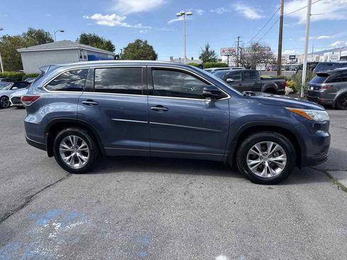 Used 2015 Toyota Highlander XLE AWD/4WD image 5