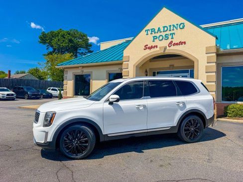 Used 2020 Kia Telluride SX FWD image 3