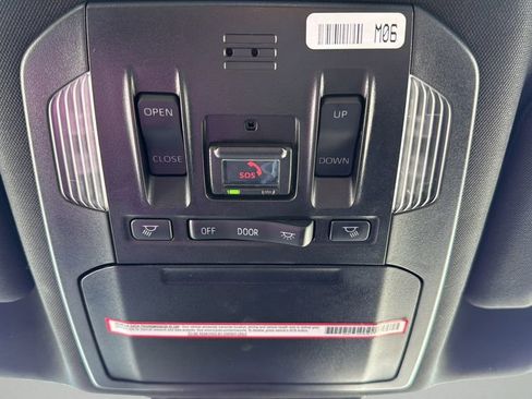 Used 2023 Toyota Highlander XSE image 31