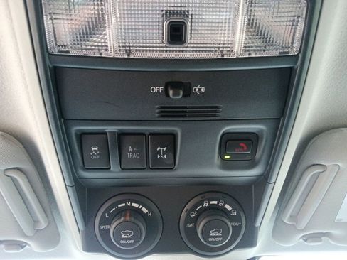 Used 2024 Toyota 4Runner TRD Off-Road AWD/4WD image 25