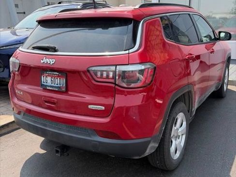 Used 2018 Jeep Compass Latitude w/ Popular Equipment Group AWD/4WD image 8
