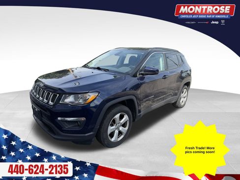 Used 2018 Jeep Compass Latitude w/ Popular Equipment Group AWD/4WD image 1