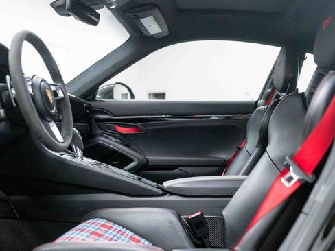 Used 2018 Porsche 911 Carrera T RWD image 31