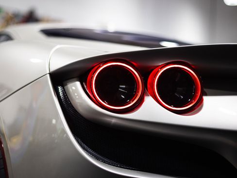 Used 2021 Ferrari F8 Tributo image 37