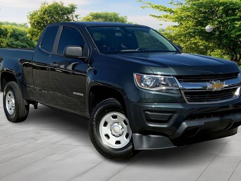 Used 2017 Chevrolet Colorado W/T w/ WT Convenience Package image 3