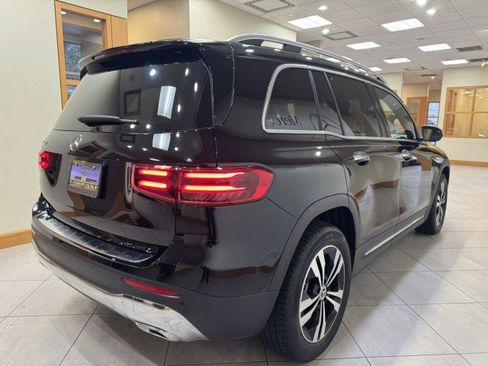 Certified 2025 Mercedes-Benz GLB 250 image 5