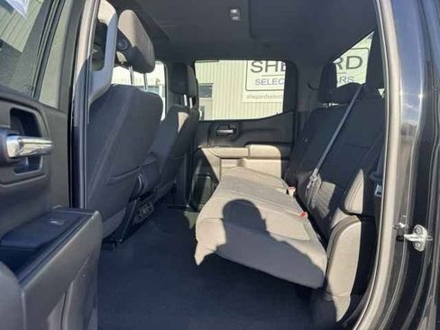 Used 2022 Chevrolet Silverado 1500 LT image 12