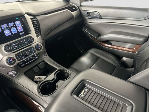 Used 2017 GMC Yukon SLT w/ Open Road Package image 25