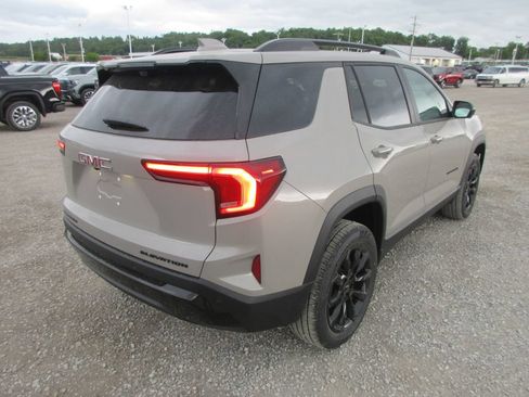 New 2026 GMC Terrain Elevation w/ Elevation Premium Package FWD image 4
