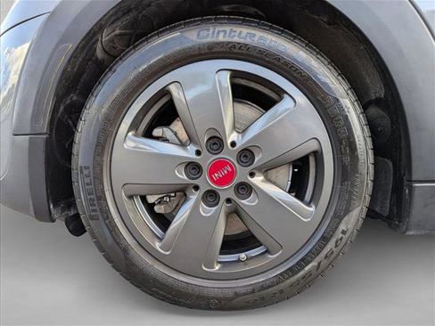 Used 2021 MINI Cooper S image 22