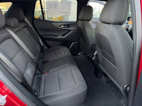 Used 2025 Chevrolet Equinox LT w/ Safety and Technology Package image 26