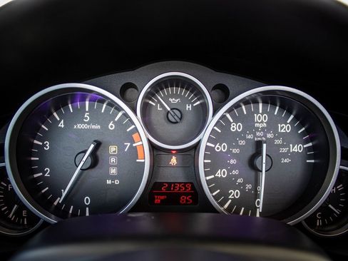 Used 2014 MAZDA MX-5 Miata Sport image 29