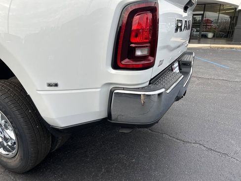 New 2026 RAM 3500 Tradesman AWD/4WD image 7