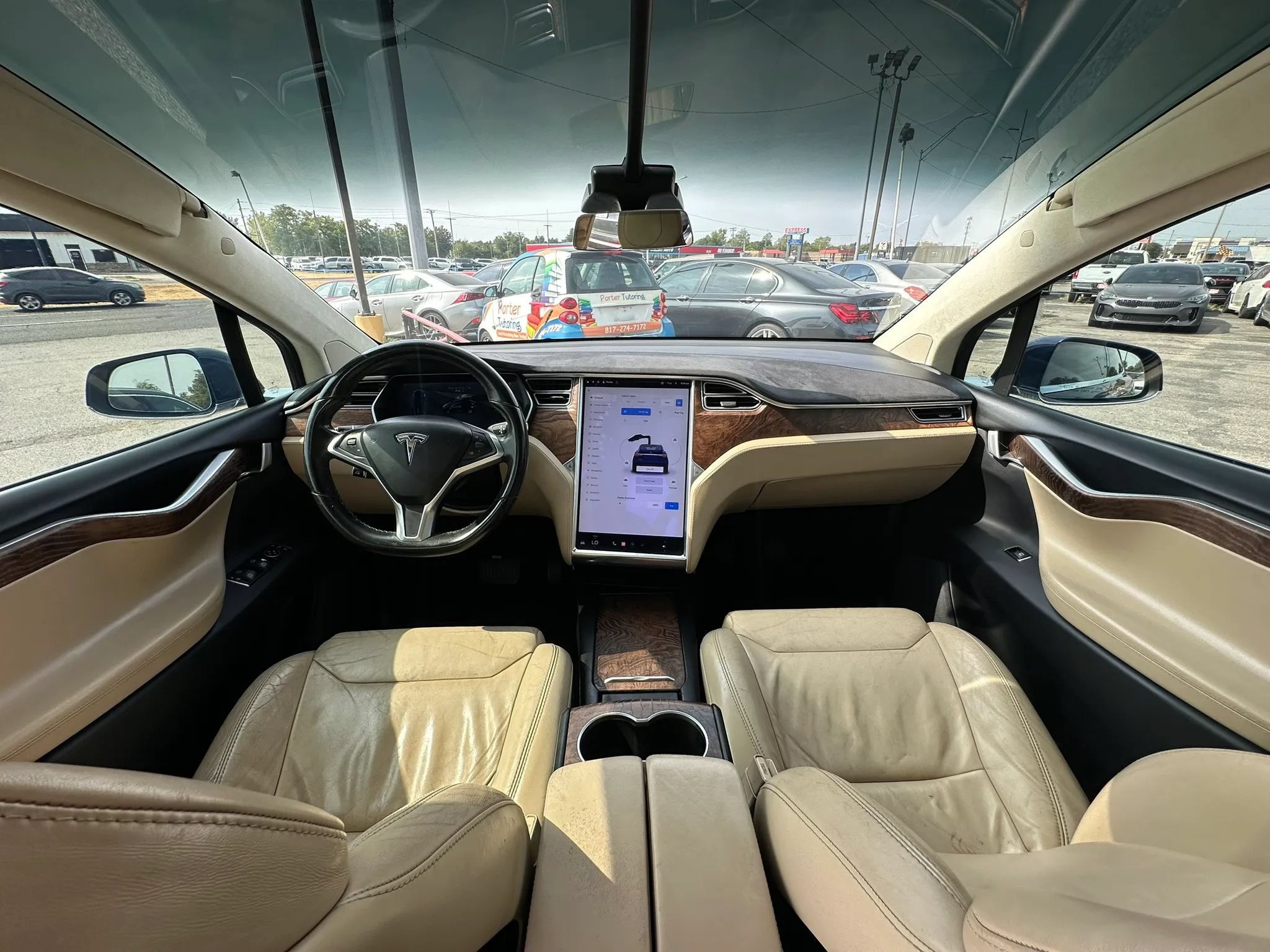 Used 2017 Tesla Model X 75D AWD/4WD image 18