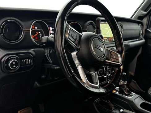 Used 2022 Jeep Gladiator High Altitude AWD/4WD image 14