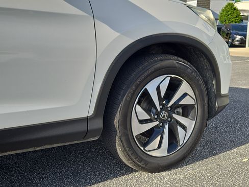 Used 2016 Honda CR-V Touring image 11