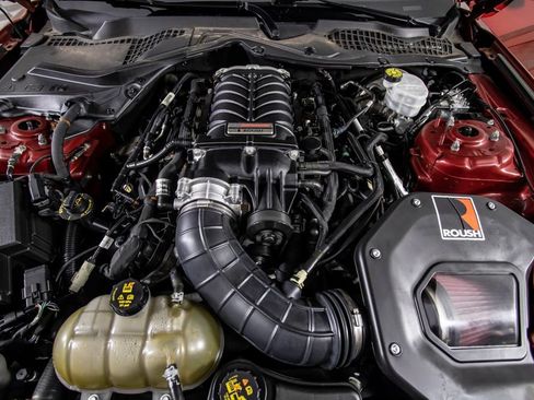 Used 2020 Ford Mustang GT w/ Black Accent Package RWD image 45