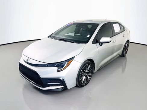 Used 2021 Toyota Corolla SE FWD image 4
