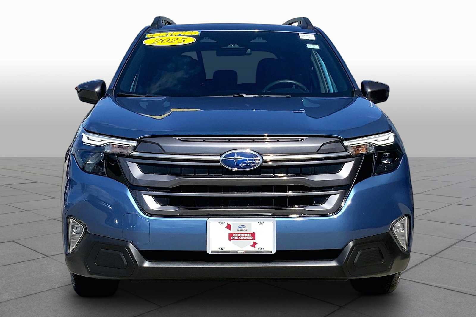 Certified 2025 Subaru Forester Premium AWD/4WD image 4