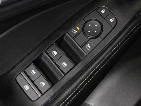 Certified 2026 Nissan Rogue SV FWD image 24