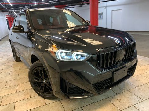 Used 2023 BMW X1 xDrive28i w/ Premium Package AWD/4WD image 5