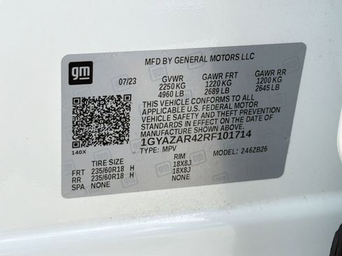 Certified 2024 Cadillac XT4 Luxury w/ Cold Weather Package FWD image 19