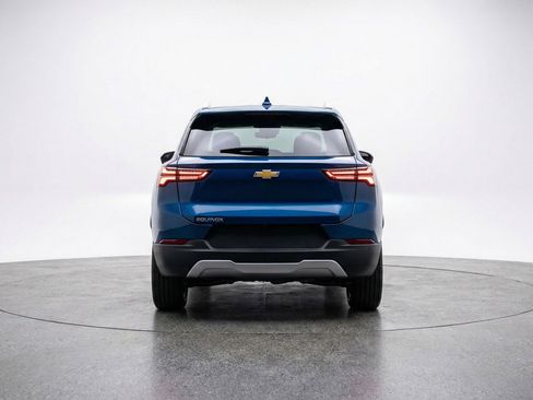 Used 2025 Chevrolet Equinox LT image 7