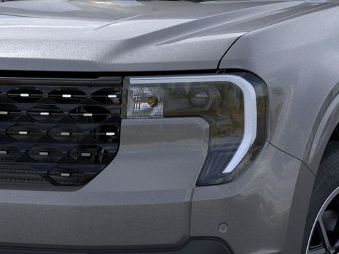 New 2026 Ford Maverick Lariat image 43