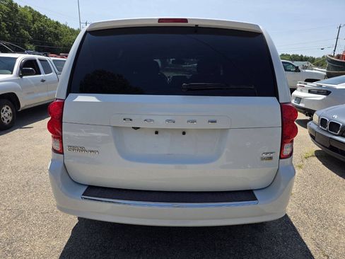 Used 2019 Dodge Grand Caravan GT FWD image 10