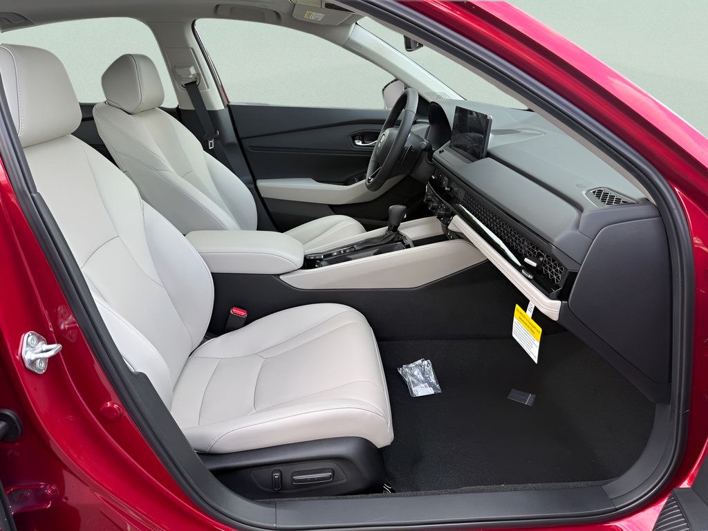New 2026 Honda Accord EX-L image 14