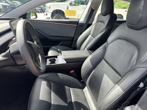 Used 2024 Tesla Model 3 Standard Range RWD image 29
