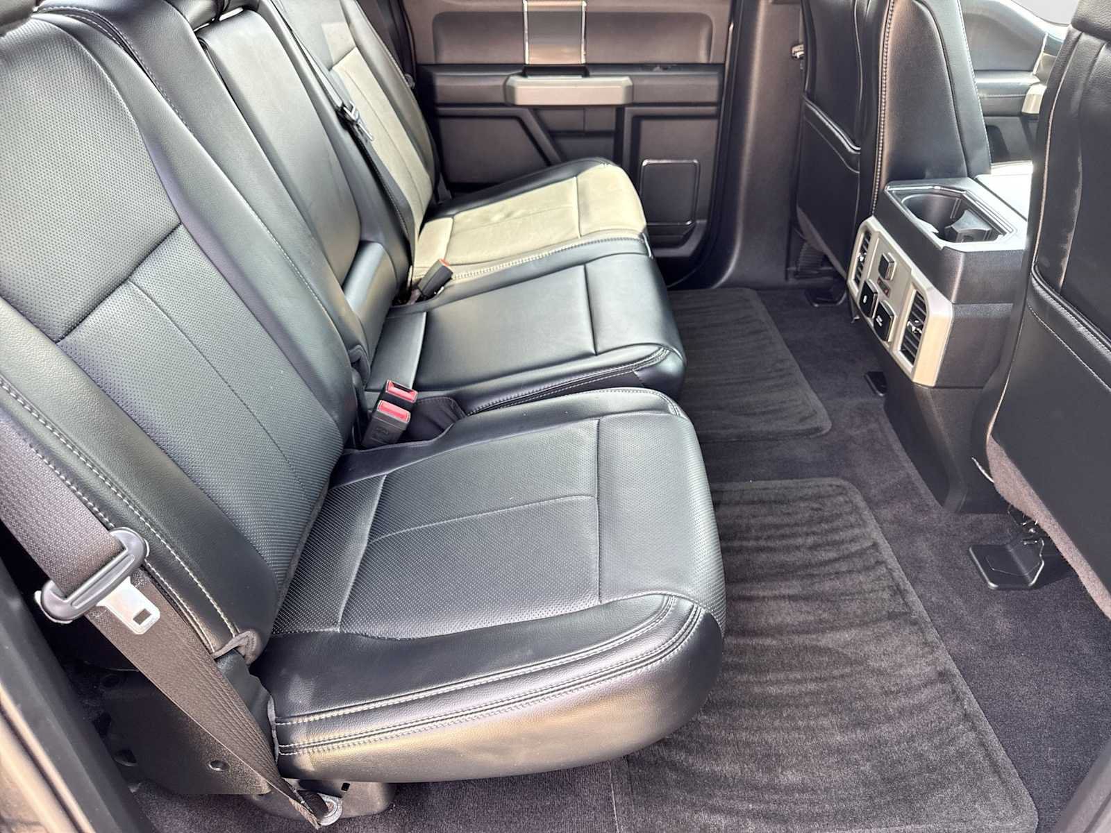 Used 2018 Ford F150 Lariat w/ Equipment Group 502A Luxury AWD/4WD image 20