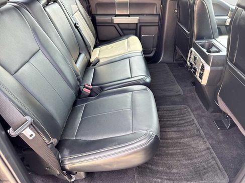 Used 2018 Ford F150 Lariat w/ Equipment Group 502A Luxury AWD/4WD image 20