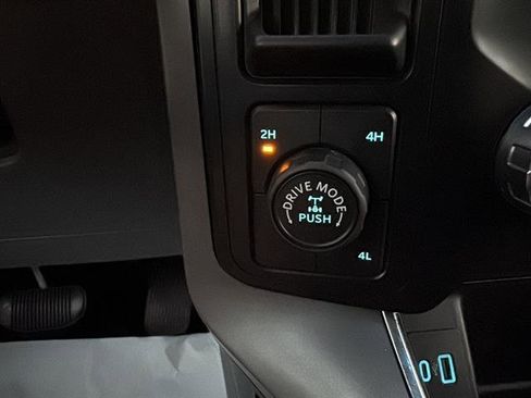 Used 2024 Ford F150 XLT w/ Mobile Office Package image 23