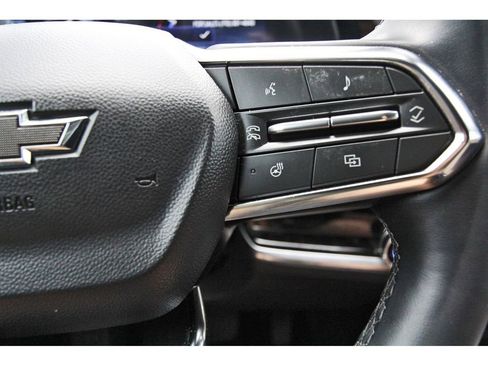 Used 2026 Chevrolet Equinox ACTIV w/ Convenience Package III FWD image 16