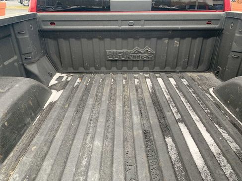 Certified 2019 Chevrolet Silverado 1500 High Country w/ Technology Package image 27